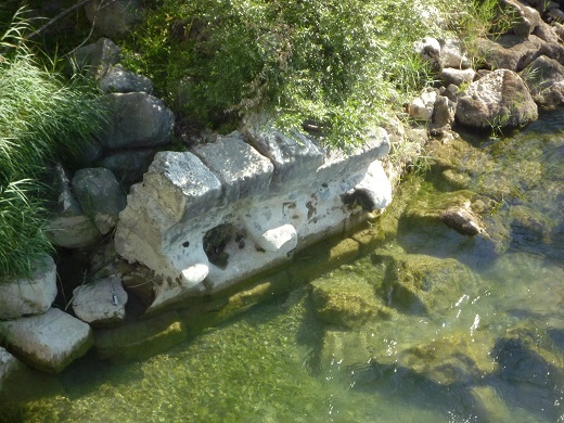 L’attribut alt de cette image est vide, son nom de fichier est pont-romain-assise-20-07-2015-2.jpg.
